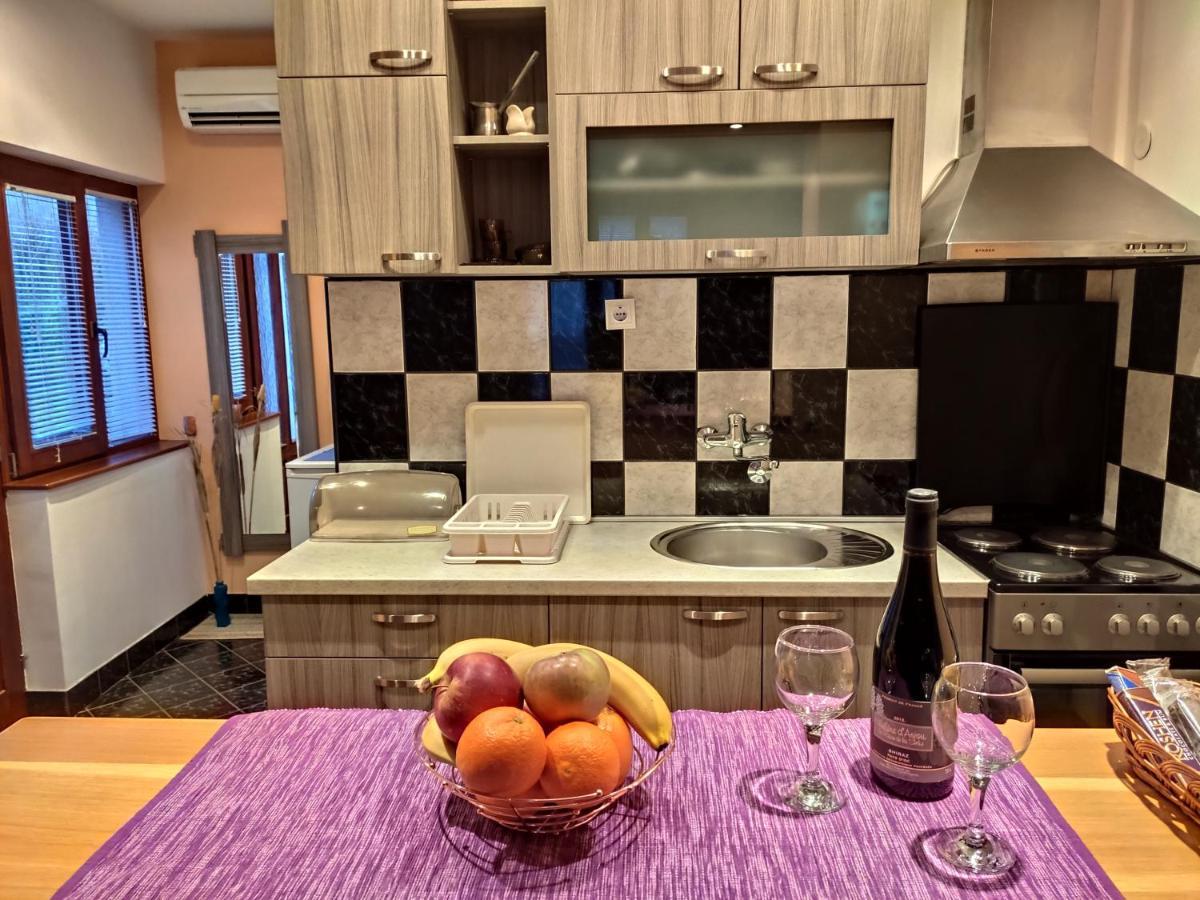 Apartman Ristic นิชกา บานยา ภายนอก รูปภาพ